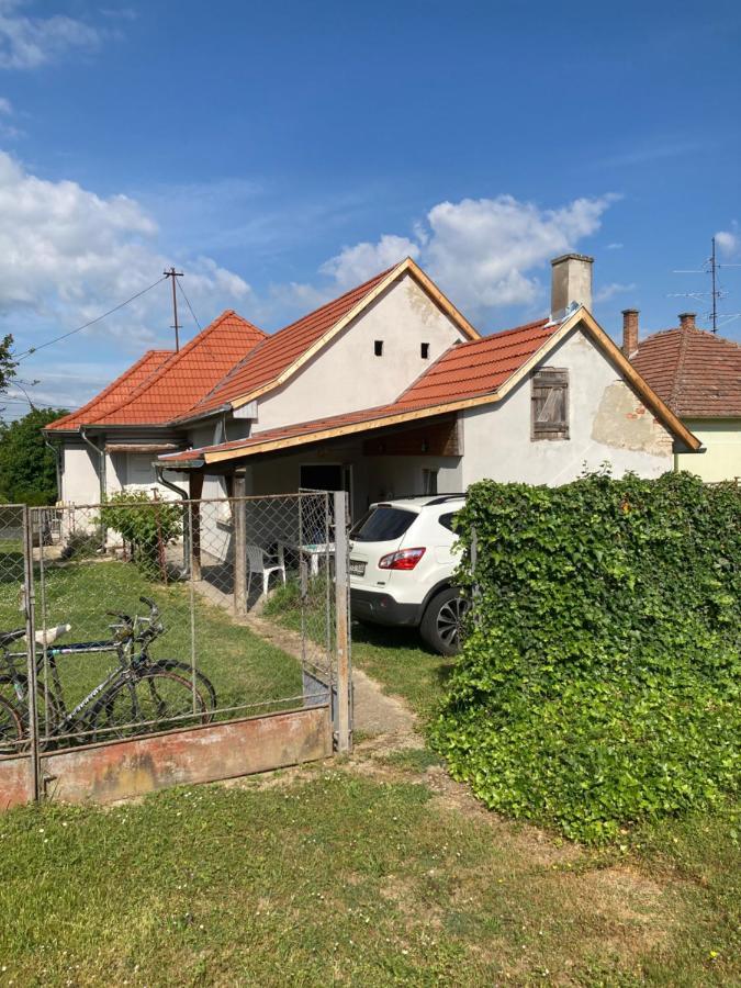 98 Petofi Utca Villa Balatonmagyarod Eksteriør bilde
